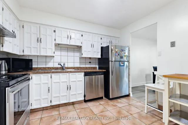 Additional image 16 of 3555 Bathurst St Unit #205