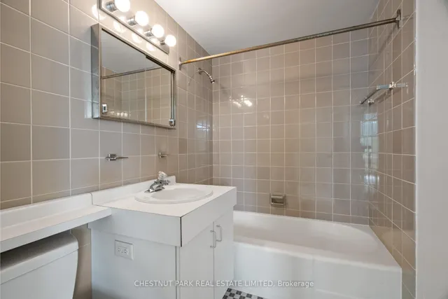 Additional image 21 of 500 Avenue Rd Unit 602