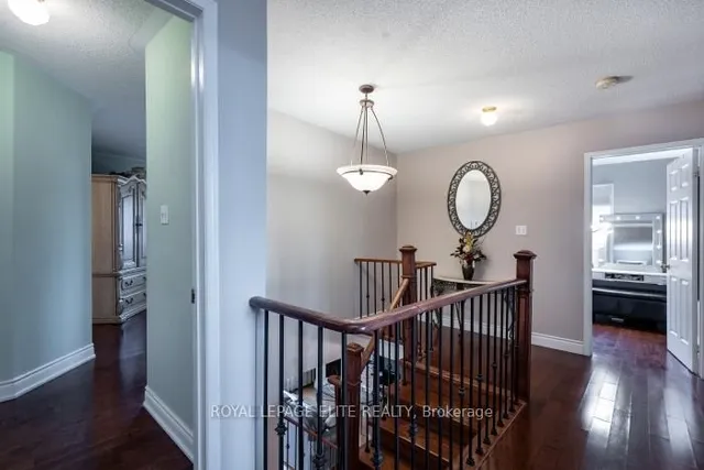 Additional image 12 of 17 Chestermere Cres