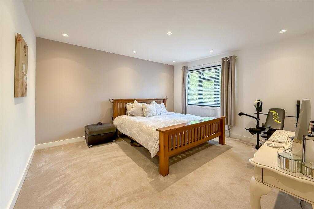 Additional image 22 of Driftwood Avenue, St. Albans, Hertfordshire, AL2