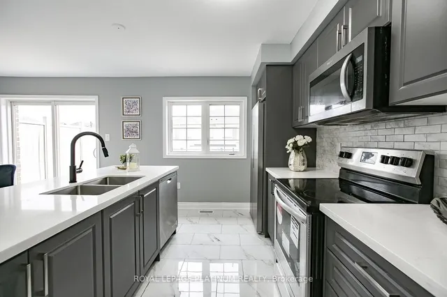 Additional image 26 of 444 Remembrance Rd