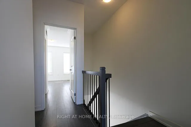 Additional image 12 of 3092 Ernest Appelbe Blvd