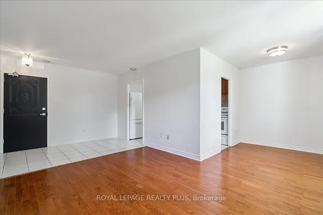 Additional image 9 of 1660 Bloor St Unit 102