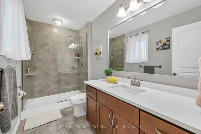 Additional image 26 of 70 Escarpment Dr