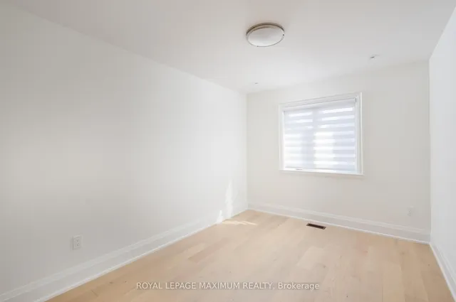 Additional image 22 of 39 B Gort Ave