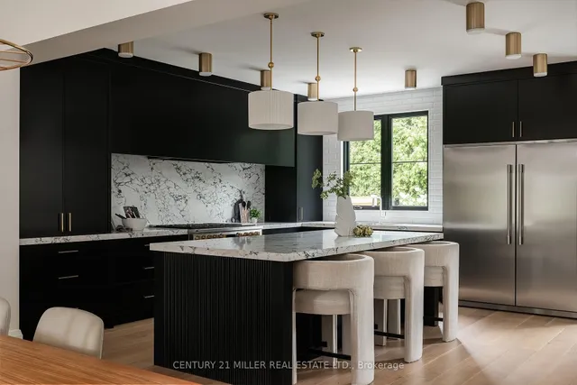 Additional image 15 of 935 Harvey Pl