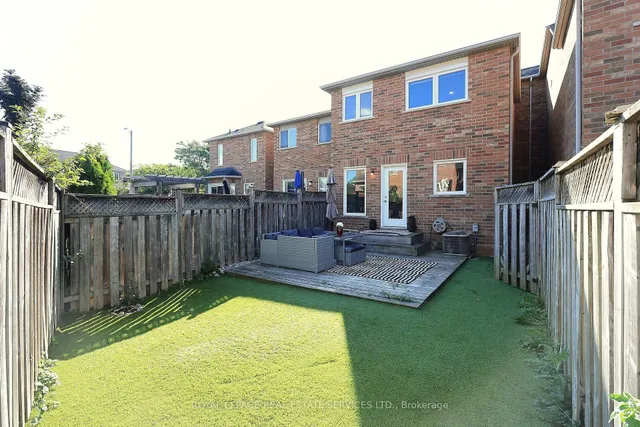 Additional image 30 of 1747 Cobra Cres