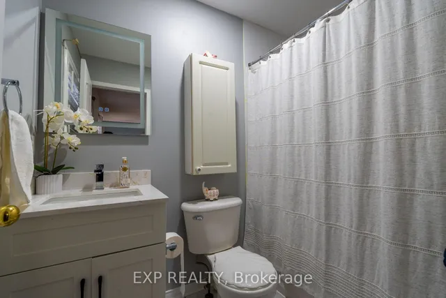 Additional image 21 of 37 Farthingale Cres