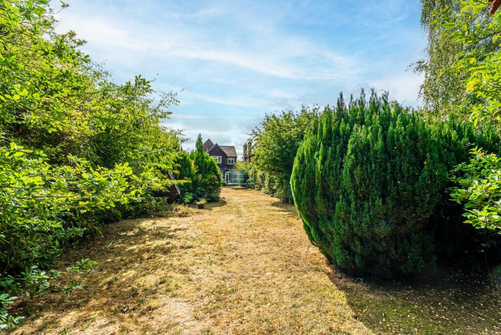 Additional image 19 of Abbey Avenue, St. Albans, Hertfordshire, AL3