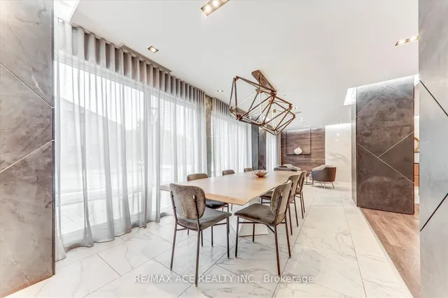 Additional image 27 of 275 Village Green Sq Unit 1323