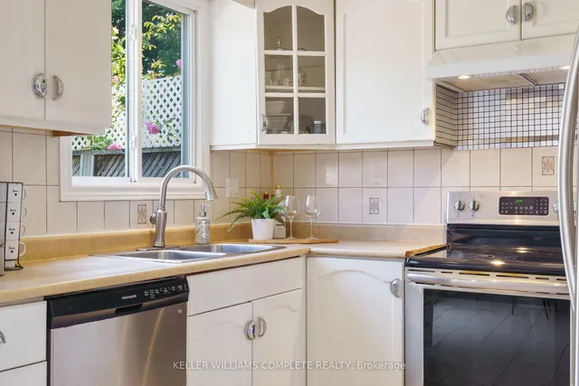 Additional image 18 of 10 Glen Eden Crt