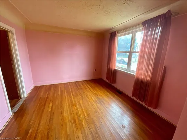 Additional image 8 of 20 Pemberton Ave