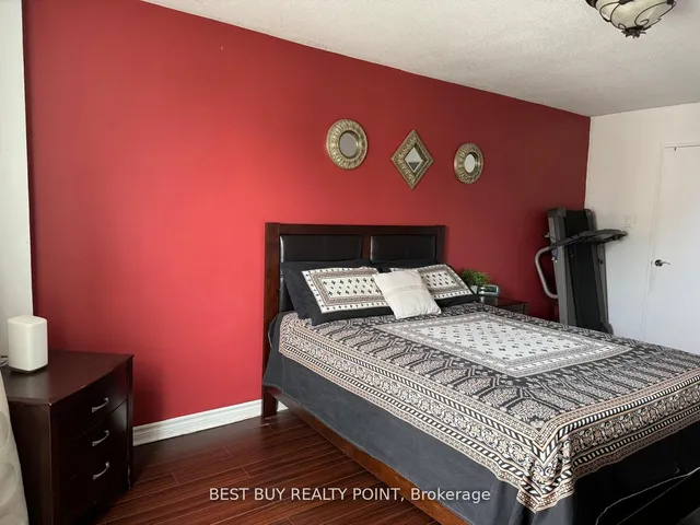 Additional image 26 of 15 La Rose Ave Unit 1007