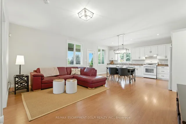 Additional image 35 of 56 Gatepost Pl