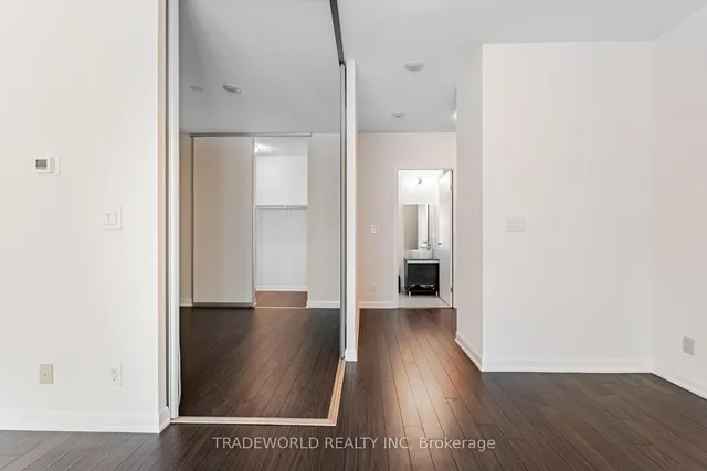 Additional image 18 of 205 Frederick St Unit 909