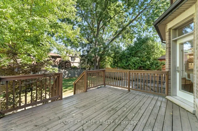 Additional image 48 of 392 Princess Ave