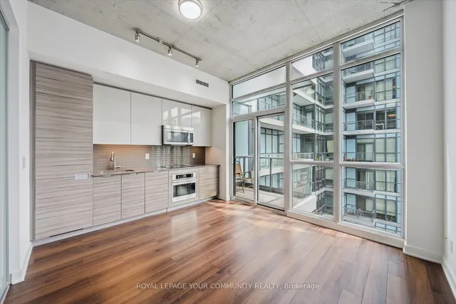Additional image 7 of 210 Simcoe St Unit 1902