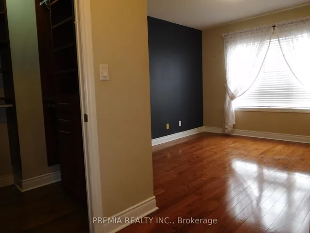 Additional image 14 of 3 Rean Dr Unit TH3