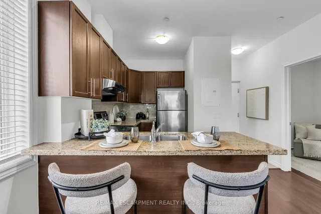 Additional image 27 of 95 WILSON St Unit 314