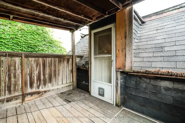 Additional image 28 of 382 Spadina Rd