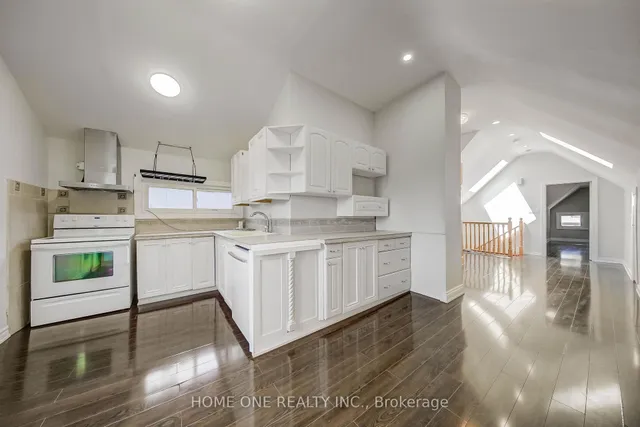 Additional image 30 of 13 Simpson Ave