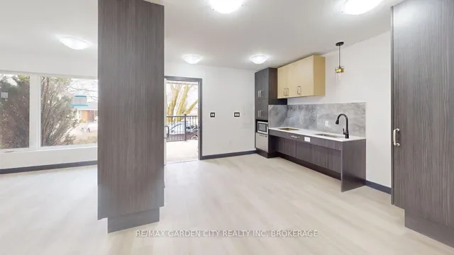 Additional image 9 of 23 Warren Ave