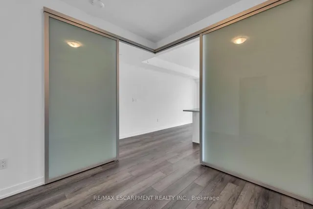 Additional image 10 of 470 Dundas St Unit 220