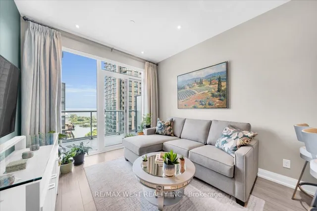 Additional image 3 of 56 Annie Craig Dr Unit 1603