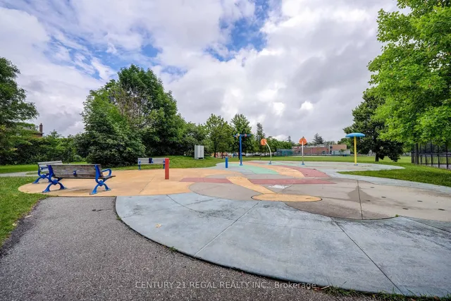 Additional image 22 of 867 Wilson Ave Unit 5B