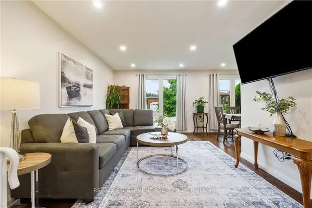 Additional image 7 of 444 QUEEN VICTORIA Dr