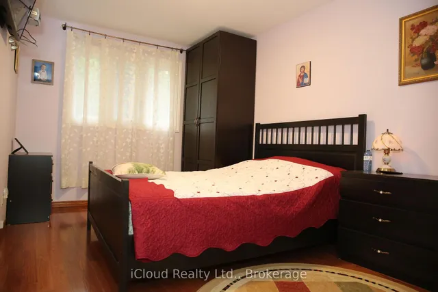 Additional image 14 of 888 Bloor St