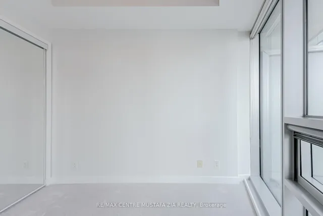 Additional image 16 of 14 York St Unit 2402