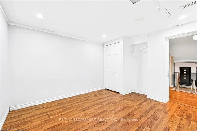 Additional image 36 of 111 Leland St