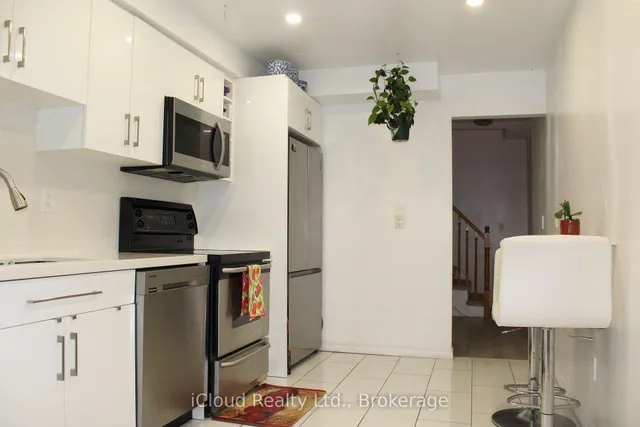 Additional image 5 of 3 Hartnell Sq Unit 2