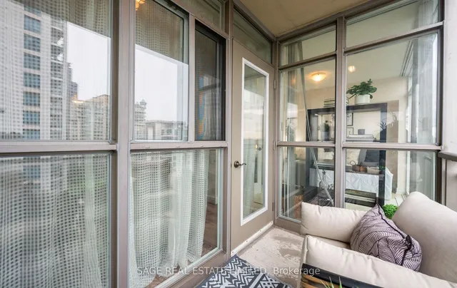 Additional image 32 of 3 Marine Parade Dr Unit 1005