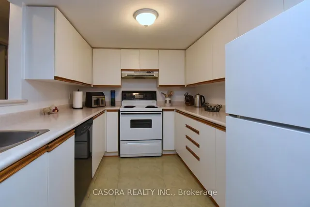 Additional image 12 of 2530 NORTHAMPTON Blvd Unit 33