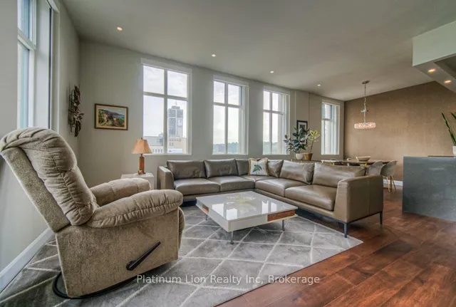 Additional image 41 of 36 James St Unit 1102