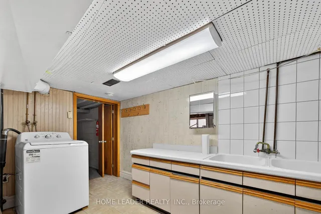 Additional image 18 of 5 Lindsey Ave