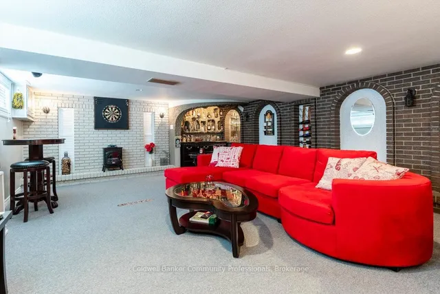 Additional image 18 of 147 Stewartdale Ave