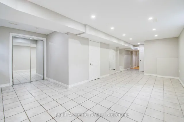 Additional image 35 of 63 Martindale Cres