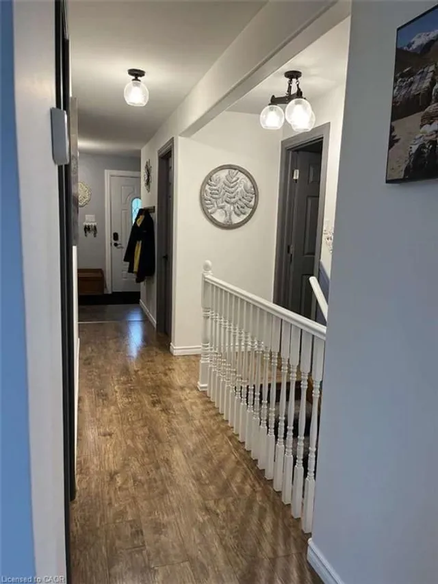 Additional image 33 of 915 Governors Rd