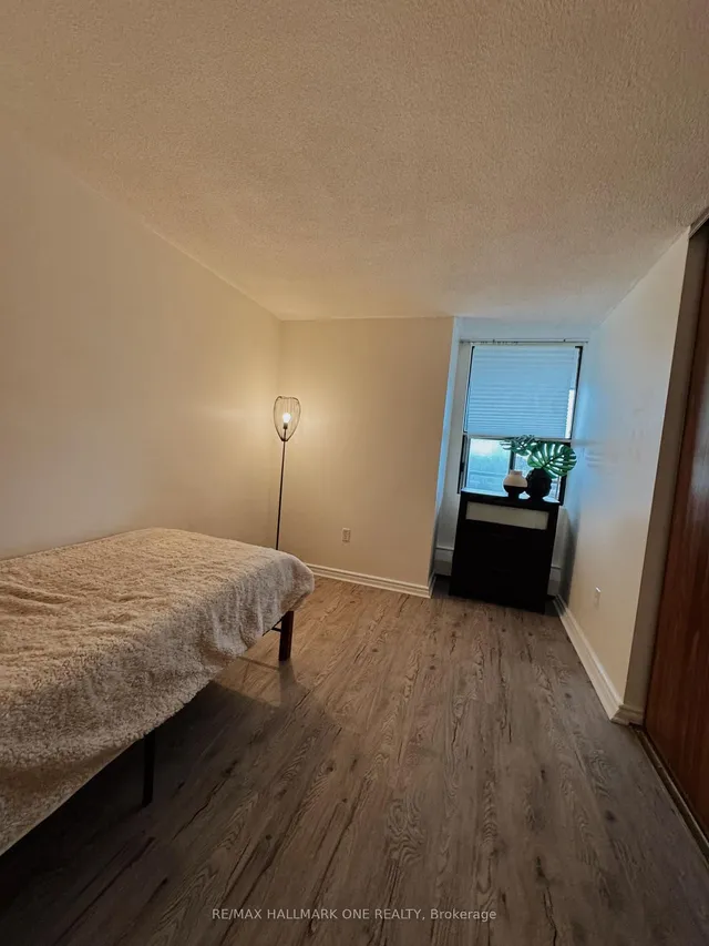 Additional image 16 of 45 Sunrise Ave Unit 904