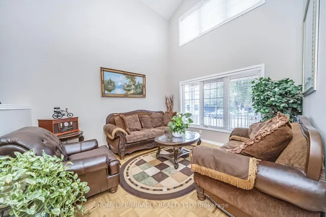 Additional image 3 of 17 Mainard Cres