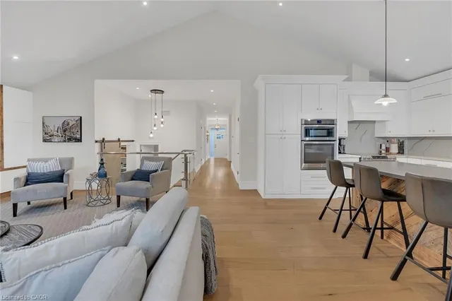 Additional image 14 of 515 Bridgman Ave