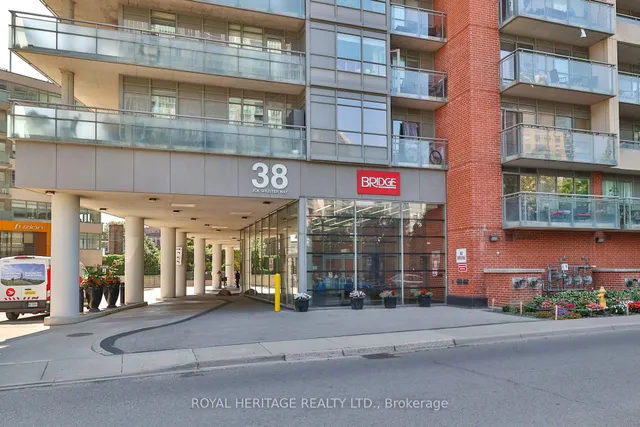 Additional image 25 of 38 Joe Shuster Way Unit 104