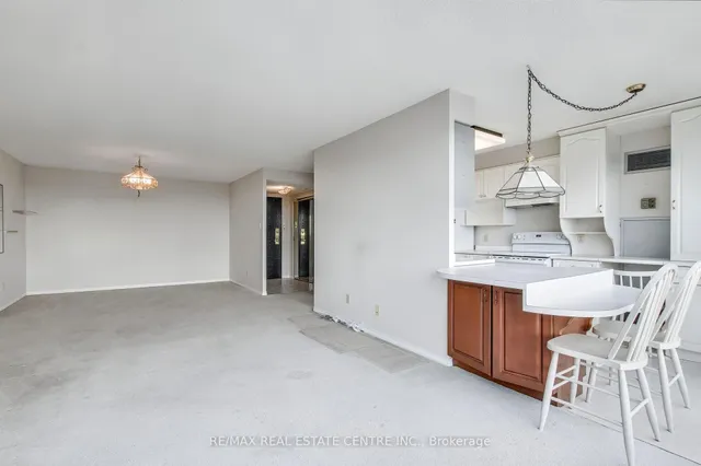 Additional image 18 of 100 Millside Dr Unit 1109