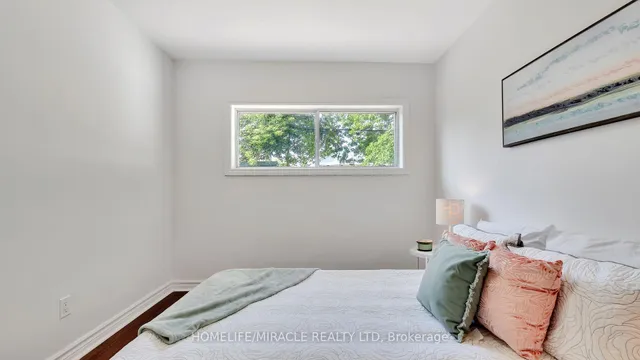 Additional image 29 of 8 Hollyhedge Dr