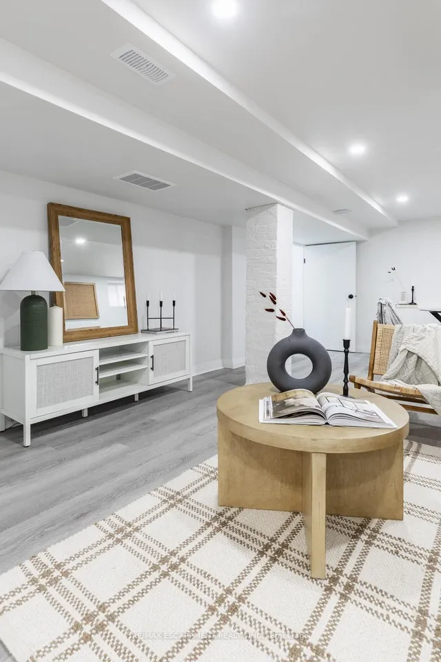 Additional image 31 of 132 London St