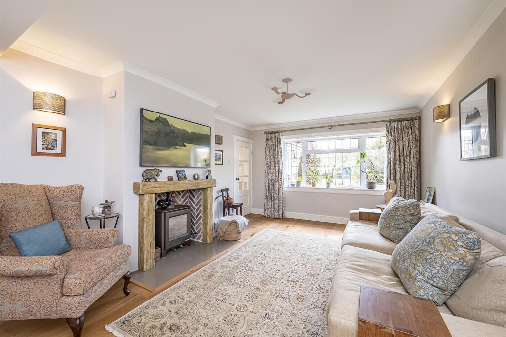 Additional image 3 of Long Buftlers, Harpenden