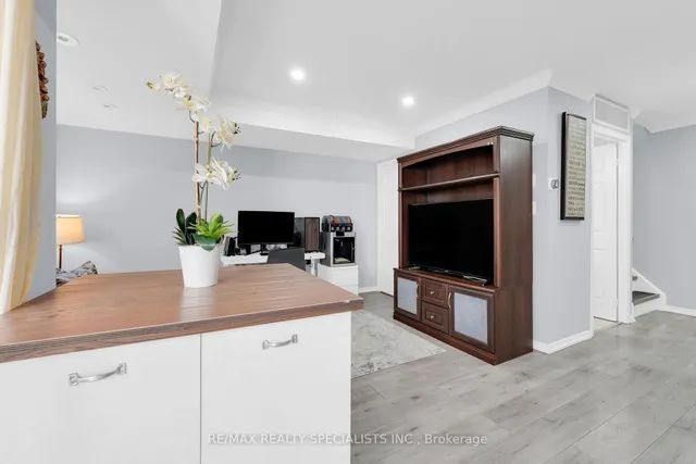 Additional image 10 of 37 Four Winds Dr Unit 80